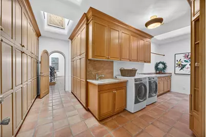 6340 Rio Bonito Drive, Carmichael, CA 95608 - Photo 39