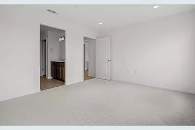 2328 Loomis Road, Stockton, CA 95206 - Photo 13