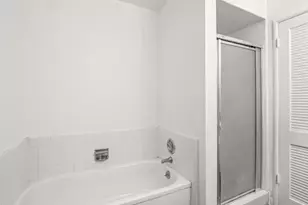 3725 N Fruit Ave, Fresno, CA 93705 - Photo 19