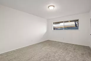 3725 N Fruit Ave, Fresno, CA 93705 - Photo 23