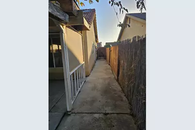 863 El Monte Court, Los Banos, CA 93635 - Photo 15