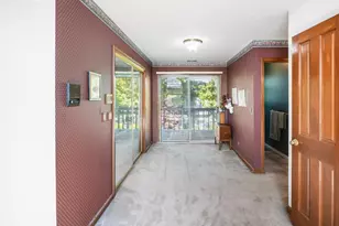 857 Lake Front Dr, Sacramento, CA 95831 - Photo 31