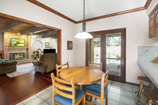 857 Lake Front Dr, Sacramento, CA 95831 - Photo 19