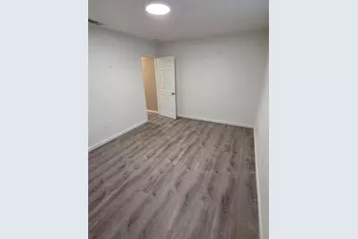 1528 Orlando Way, Sacramento, CA 95815 - Photo 9