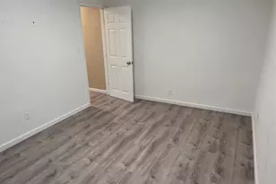 1528 Orlando Way, Sacramento, CA 95815 - Photo 9