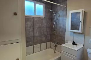 1528 Orlando Way, Sacramento, CA 95815 - Photo 5