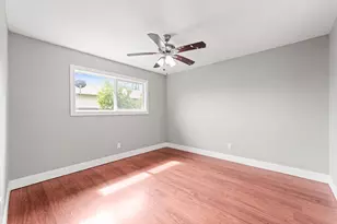 7529 Skelton Way, Sacramento, CA 95822 - Photo 17