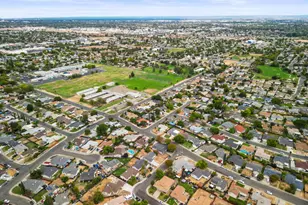 7529 Skelton Way, Sacramento, CA 95822 - Photo 45