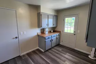 307 Mansfield Rd, Hollister, CA 95023 - Photo 37