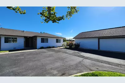 307 Mansfield Road, Hollister, CA 95023 - Photo 15