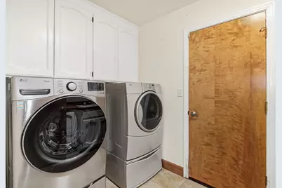 9153 Shady Hollow Way, Fair Oaks, CA 95628 - Photo 45