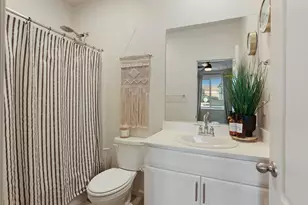 2004 Ravine Ln, Manteca, CA 95337 - Photo 5