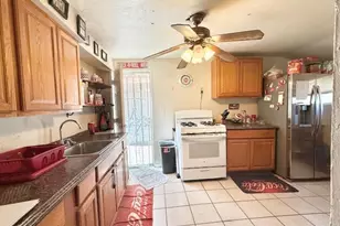 1318 Holm Ave, Modesto, CA 95351 - Photo 5