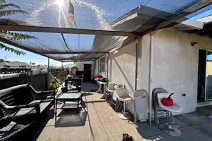 913 9th St, Turlock, CA 95380 - Photo 13