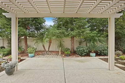 2707 Robinwood Avenue, Manteca, CA 95336 - Photo 47