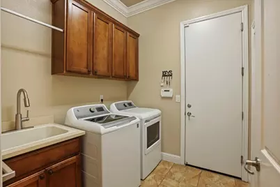 2707 Robinwood Avenue, Manteca, CA 95336 - Photo 33