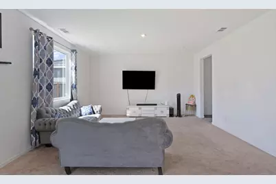 6730 Mount Elbrus Way, Stockton, CA 95219 - Photo 9