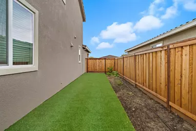 667 Estancia Street, Lathrop, CA 95330 - Photo 47