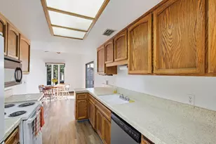 80 Petrilli Cir, Sacramento, CA 95822 - Photo 11