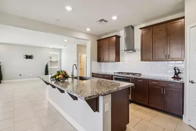 10409 Charles Morris Way, Elk Grove, CA 95757 - Photo 13