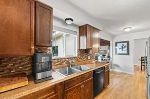 4628 Belcrest Way, Sacramento, CA 95821 - Photo 27