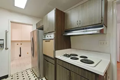 806 E Longview Avenue, Stockton, CA 95207 - Photo 9