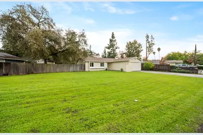 5846 Pikes Peak Way, Sacramento, CA 95842 - Photo 5