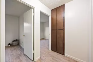 5846 Pikes Peak Way, Sacramento, CA 95842 - Photo 37