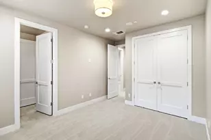 309 Fairgate Rd, Sacramento, CA 95825 - Photo 39