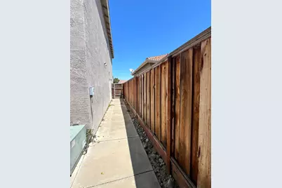1460 Portsmouth Lane, Gustine, CA 95322 - Photo 15