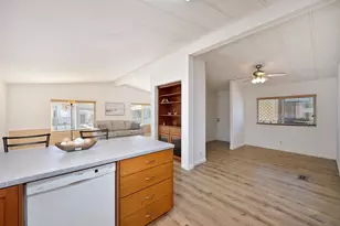 Cantabrook St, Sacramento, CA 95828 - Photo 19