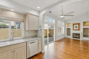 28 Genoa Ct, Sacramento, CA 95831 - Photo 11