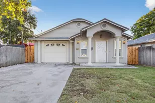 3464 36th St, Sacramento, CA 95817 - Photo 1