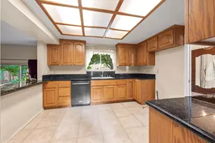 8057 Poulson St, Citrus Heights, CA 95610 - Photo 5