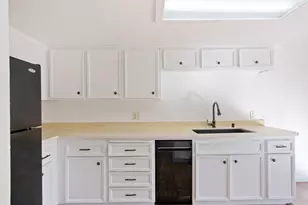 3701 Colonial Dr, Modesto, CA 95356 - Photo 23