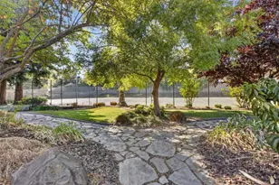 9011 Quail Cove Dr, Elk Grove, CA 95624 - Photo 83