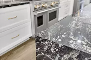 9011 Quail Cove Dr, Elk Grove, CA 95624 - Photo 19