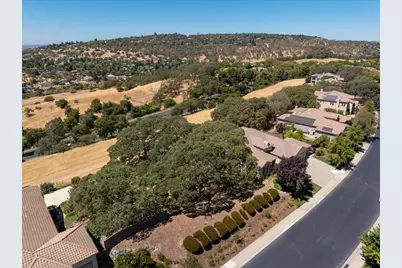 1210 Souza Drive, El Dorado Hills, CA 95762 - Photo 45