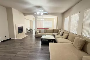 390 Munter St, Manteca, CA 95337 - Photo 3