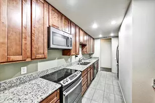 820 Woodside Ln, Sacramento, CA 95825 - Photo 45