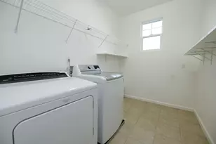 407 Northampton Way, Newman, CA 95360 - Photo 35