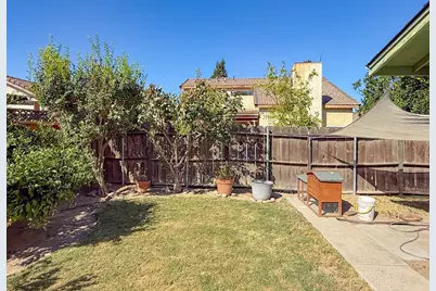 3913 Peacock Lane, Modesto, CA 95356 - Photo 39