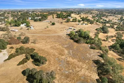 7600 Paso Dr, Valley Springs, CA 95252 - Photo 9