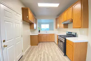 410 Sun Shower Cir, Sacramento, CA 95823 - Photo 5