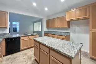 1817 Terracina Dr, Sacramento, CA 95834 - Photo 25