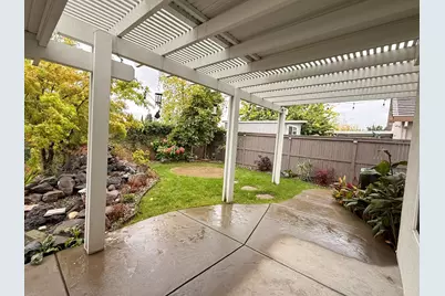 7628 Laguna Beach Way, Antelope, CA 95843 - Photo 15