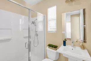 10128 Annie St, Elk Grove, CA 95757 - Photo 27