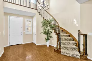 10128 Annie St, Elk Grove, CA 95757 - Photo 7