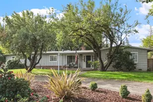 2166 Park Ridge Dr, Riverbank, CA 95367 - Photo 1