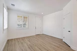 692 Blueberry Ln, Madera, CA 93638 - Photo 5